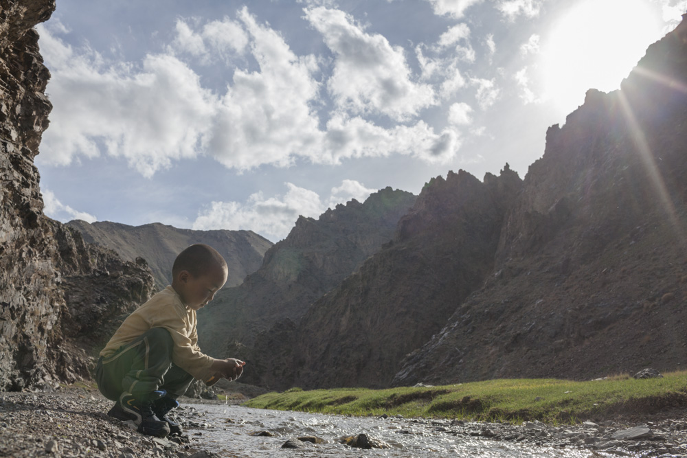 Nomadic Children Mongolia, Mongolian Nomads by Sven Zellner