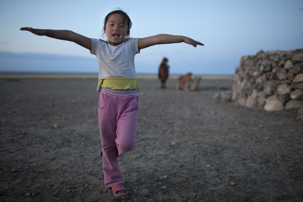 Nomadic Children Mongolia, Mongolian Nomads by Sven Zellner