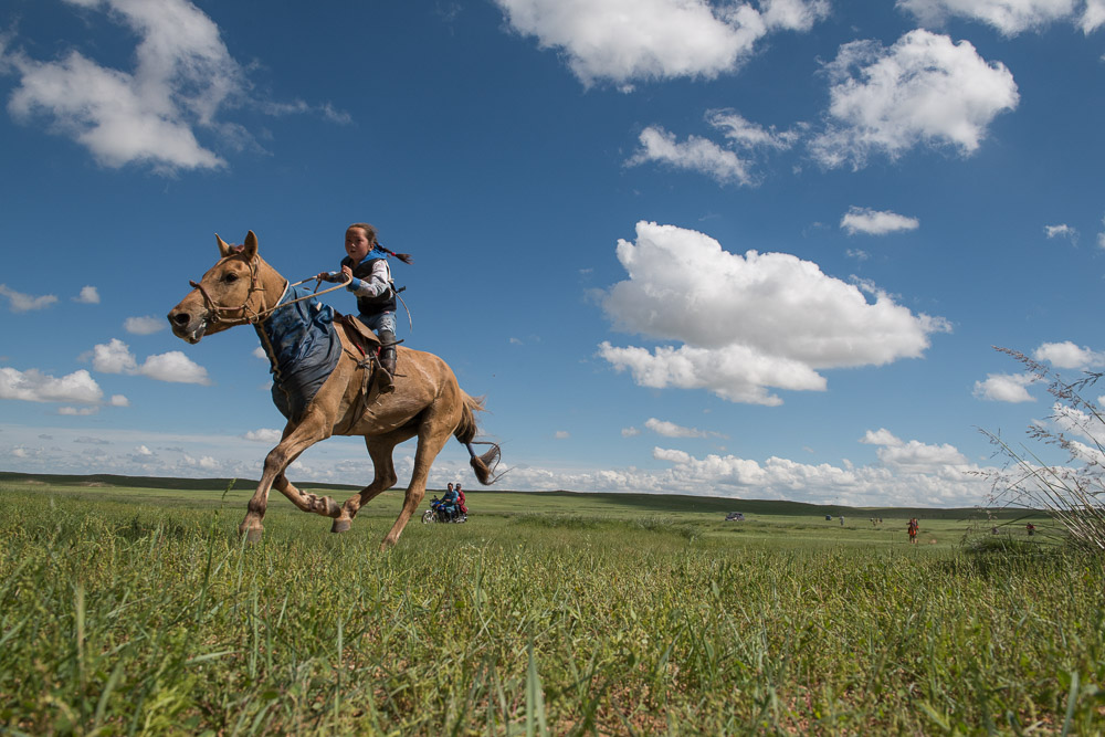 horse race girl winning Mongolia 
